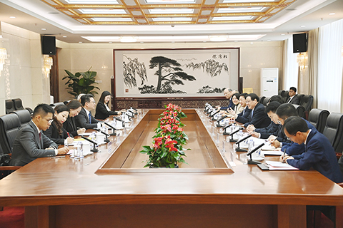 ◎ 特區檢察院代表團與最高人民檢察院進行交流。