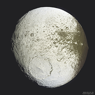 ◎ 土衛八彩繪衛星。